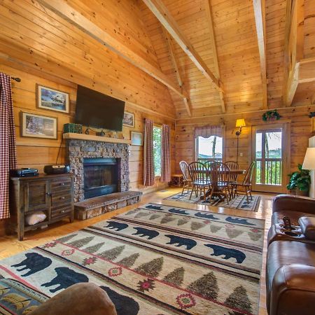 Bear Tracks, 2 Bedrooms, Hot Tub, Fireplace, Wifi, Jetted Tub, Sleeps 6 Gatlinburg Esterno foto