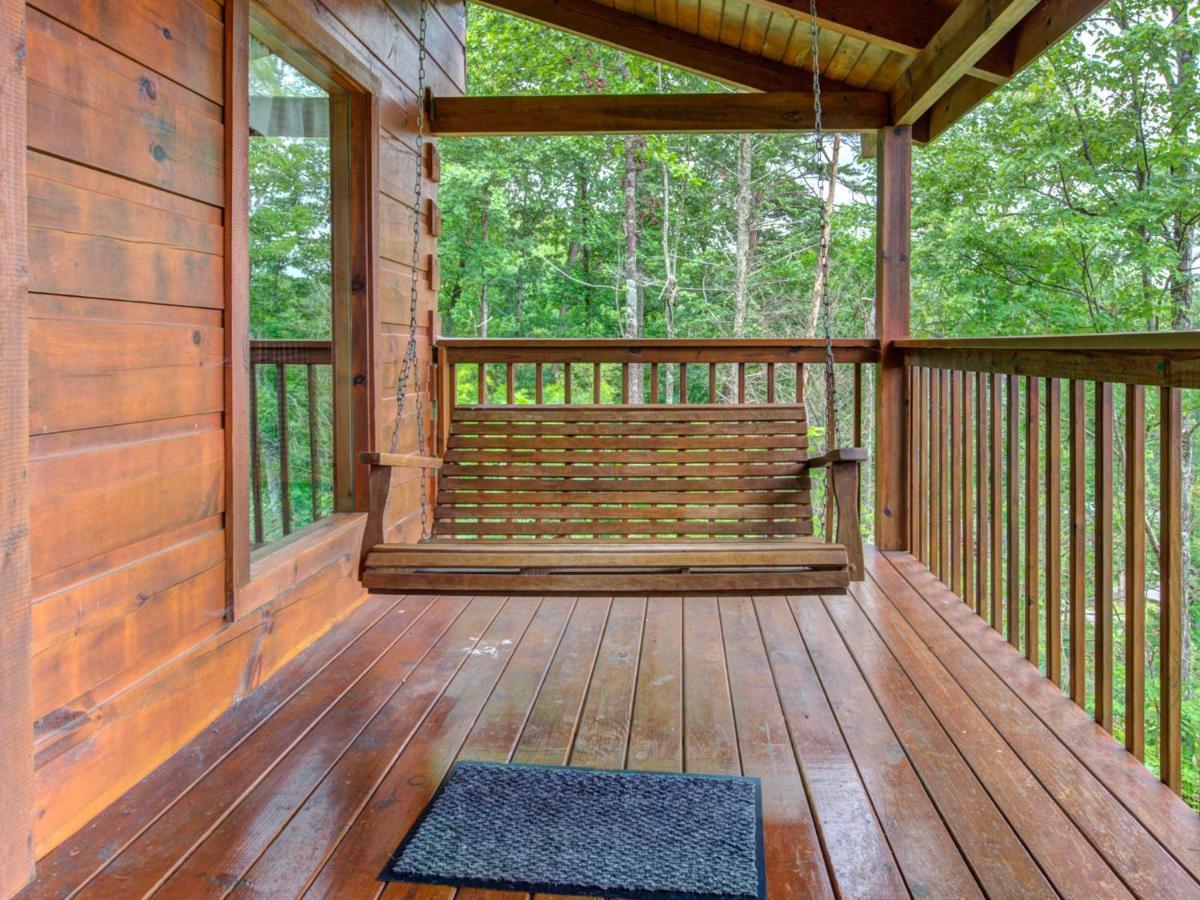 Bear Tracks, 2 Bedrooms, Hot Tub, Fireplace, Wifi, Jetted Tub, Sleeps 6 Gatlinburg Esterno foto